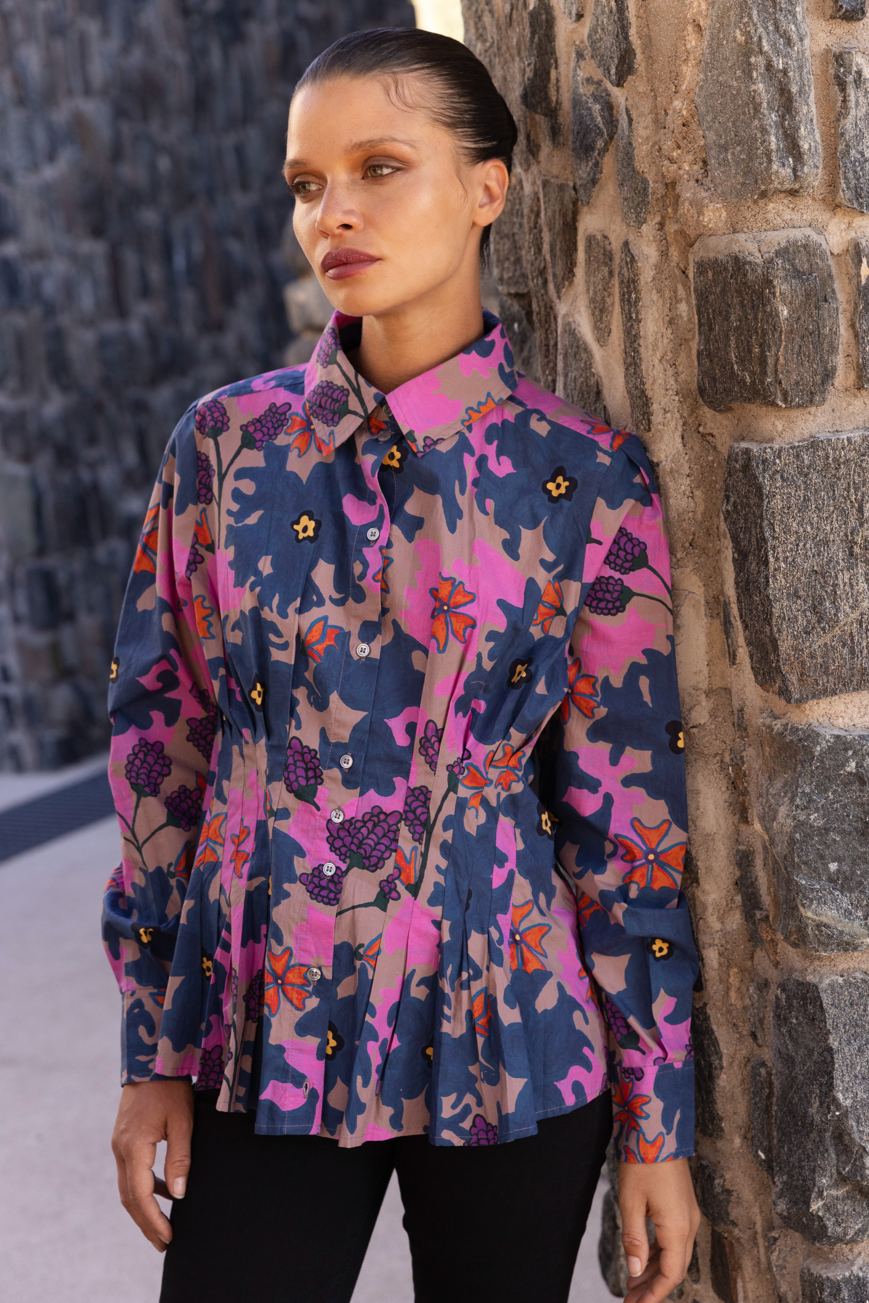 Elizabeth Top- Suzani Navy - Image 4
