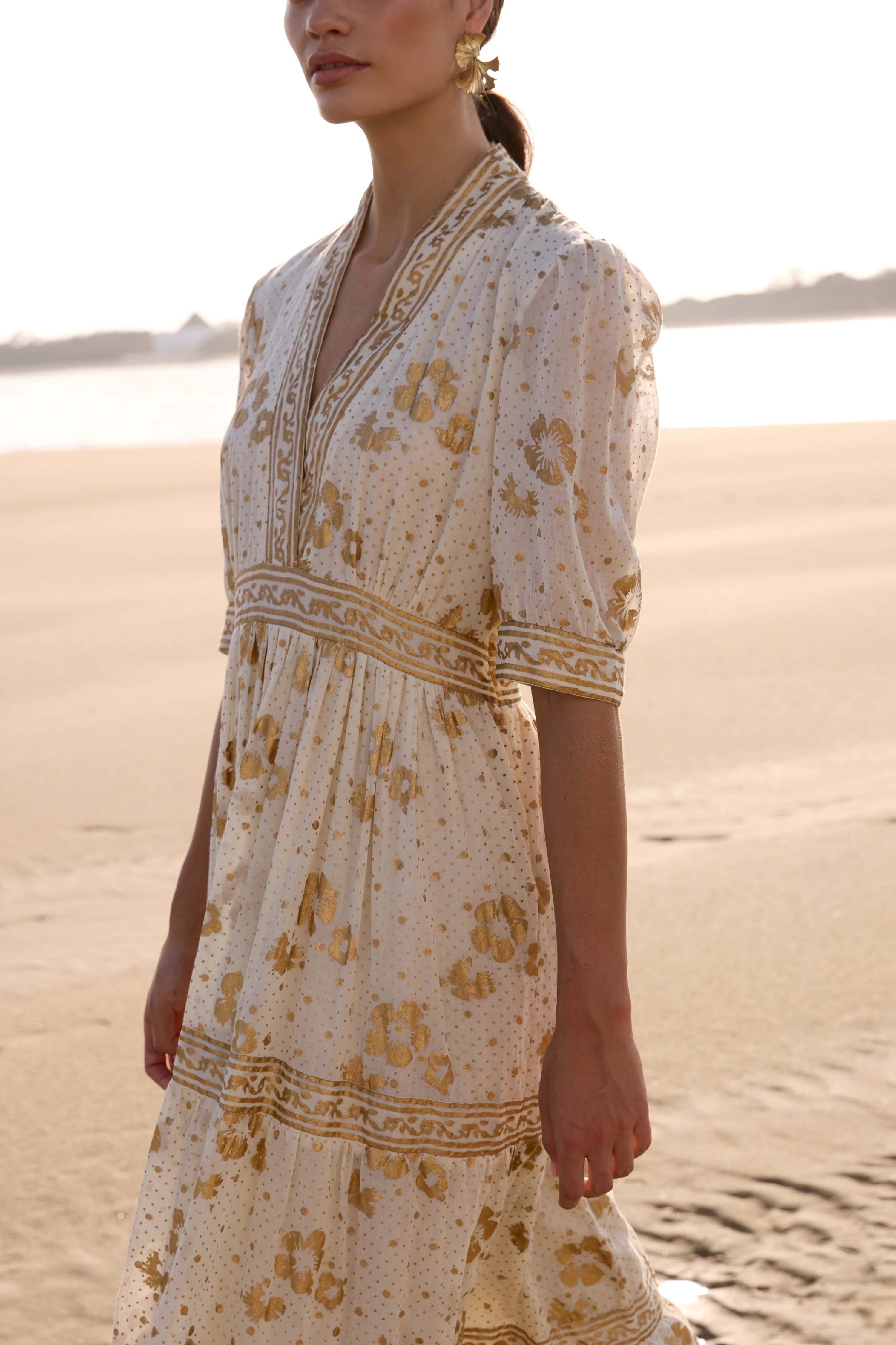 V-Neck Cuffed Maxi- Carlin Cream Gold - Image 4