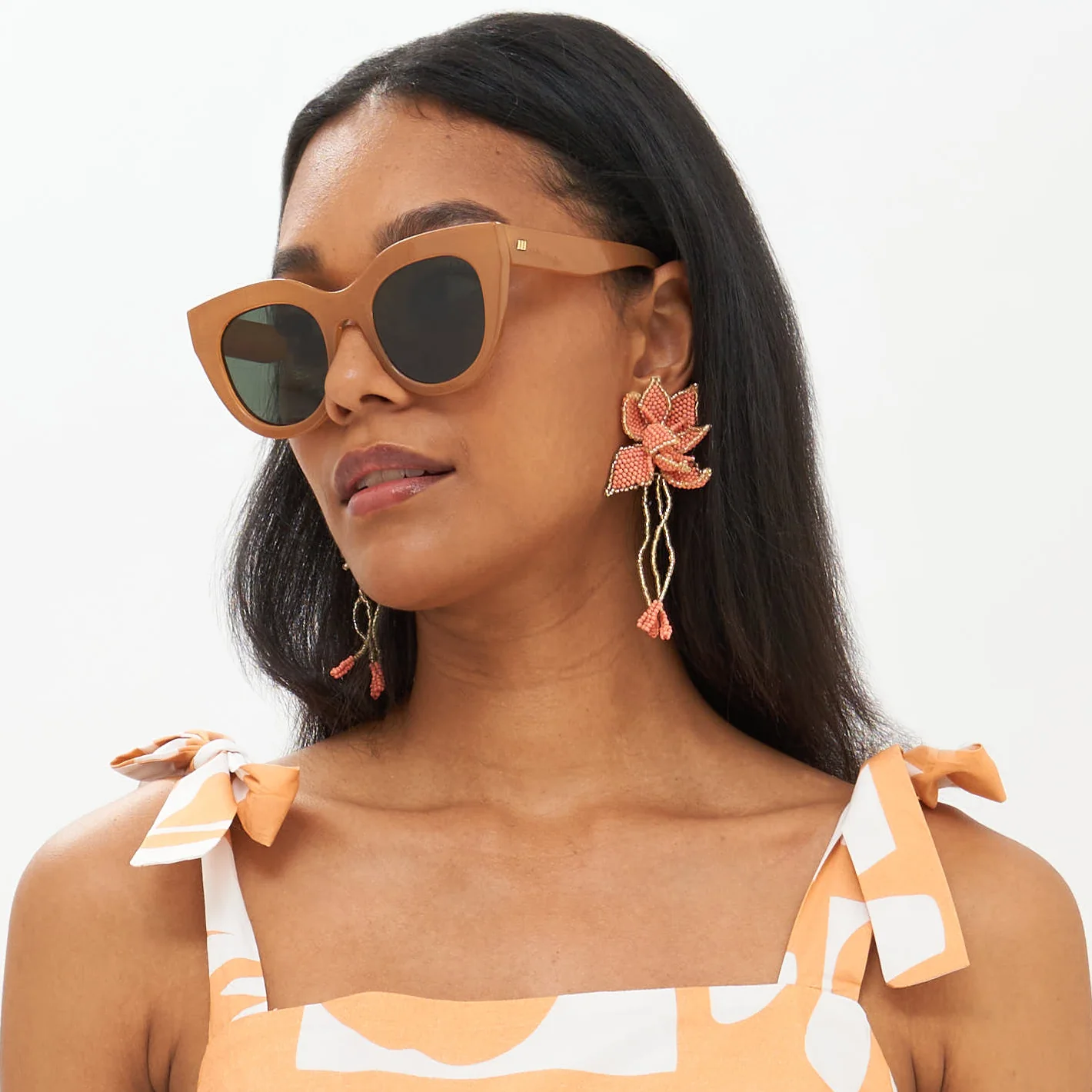 Jardin Earrings- Coral - Image 2
